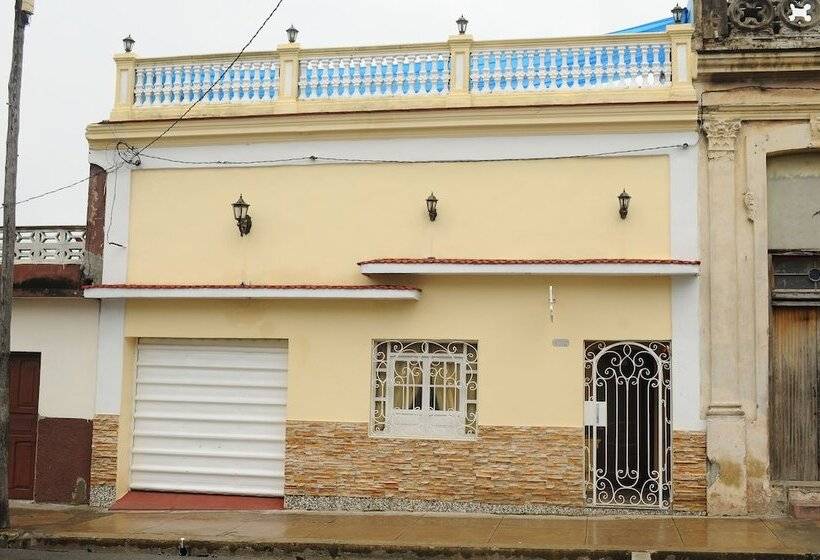 پانسیون Chalet San Carlos