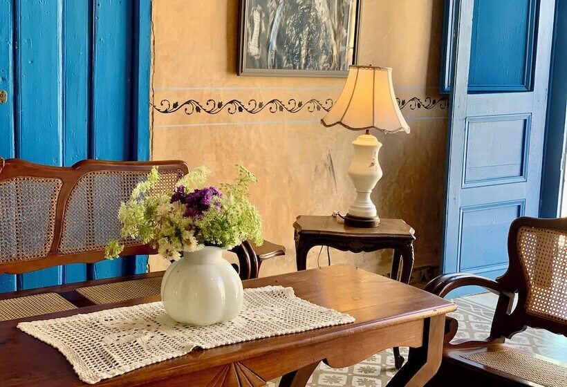 پانسیون Lola Trinidad