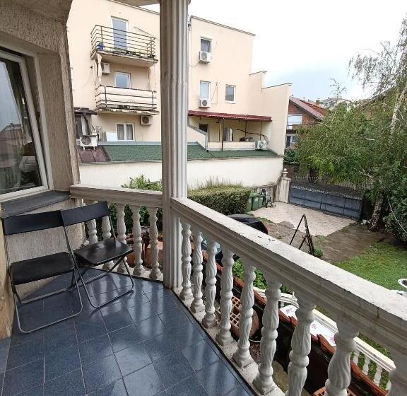 هاستل Rooms For Rent Sara