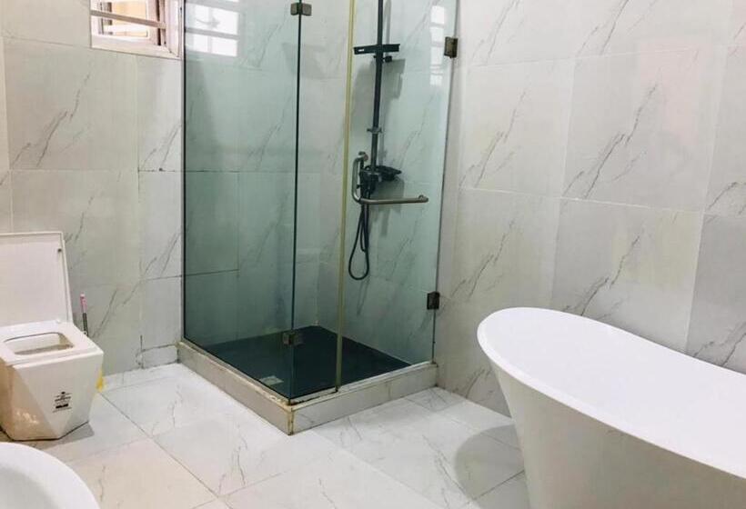 پانسیون Flatmates Apartment