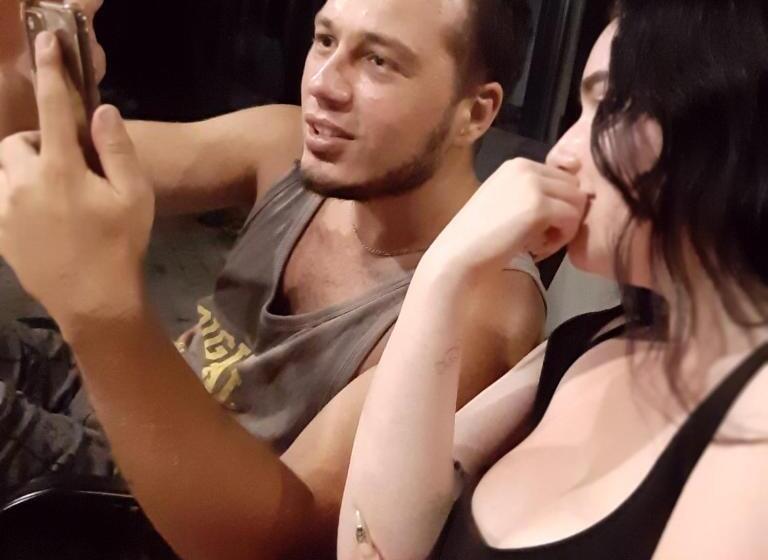 هاستل Coworking & Coliving Gumbrini