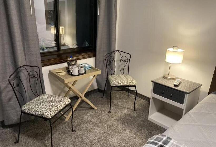 Общежитие Harbor View Inn Tawas
