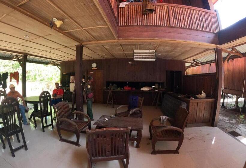 Общежитие Hoga Dive Resort