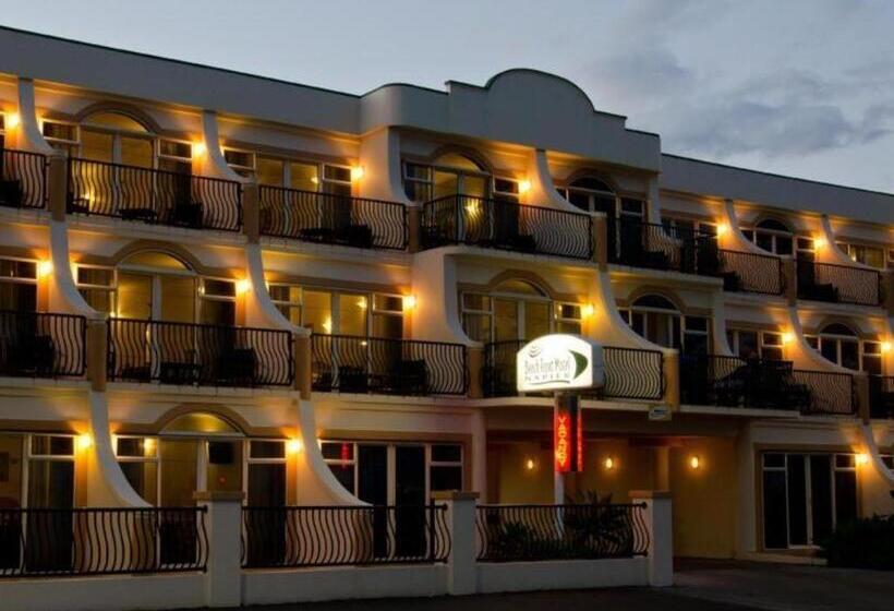 Beach Front Motel