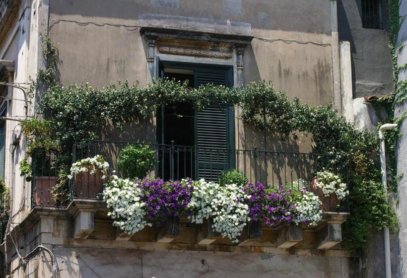 تختخواب و صبحانه Casa Rossi