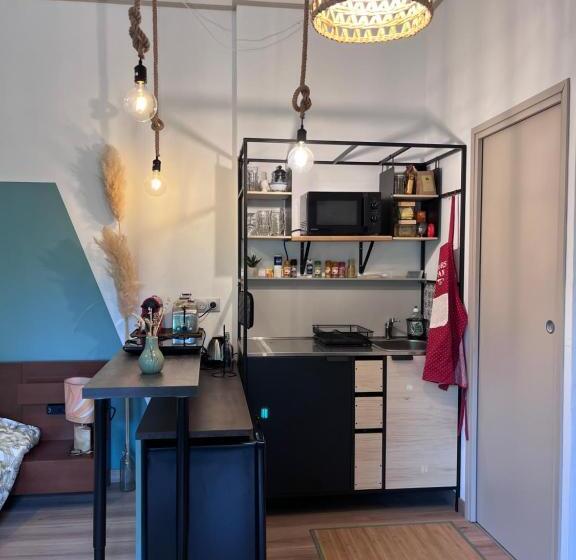 Bed and Breakfast Charmant Studio En Rez De Jardin Chaville
