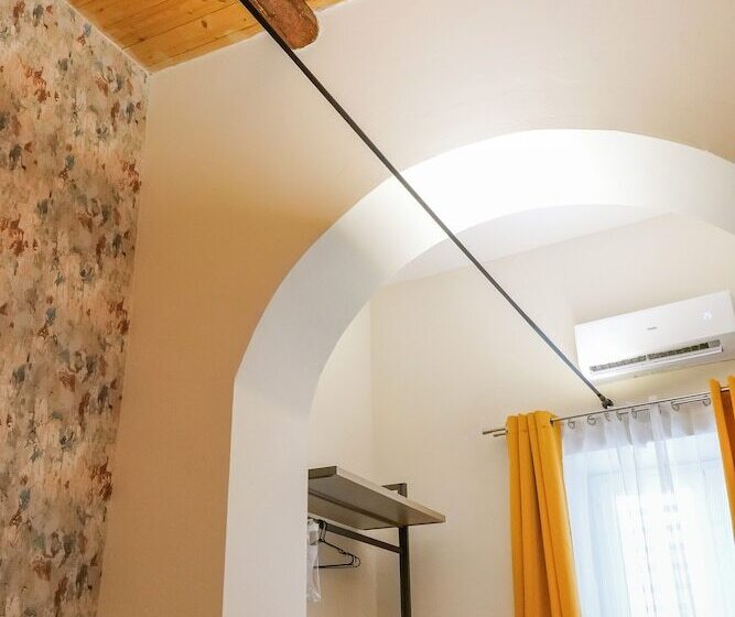 تختخواب و صبحانه Rooftop Parthenopeo Contemporary Rooms