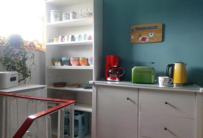 ベッドアンドブレックファースト Sometimes Zimmer Gehaichnishof 7born