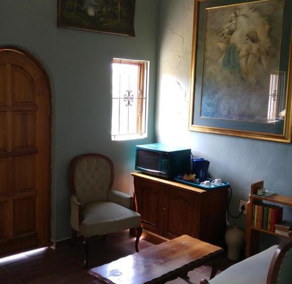 Hilton View B&b
