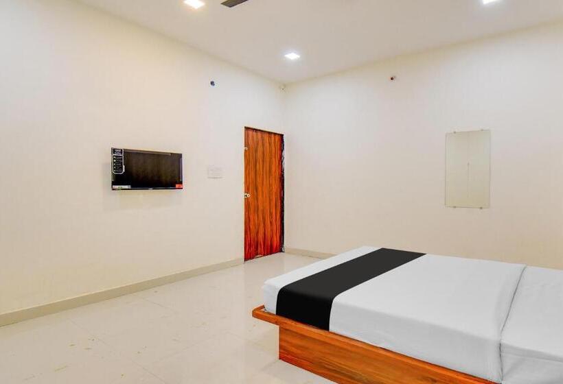 ホテル Oyo Pratik Lodging