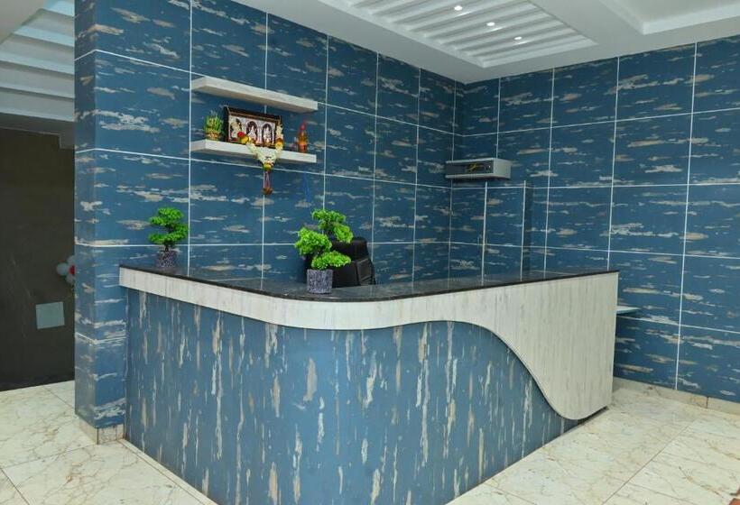 酒店 The Palace Suites