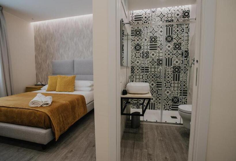 تختخواب و صبحانه Marcone Luxury Rooms   Il Giardino Di Pietra