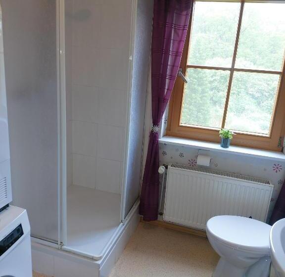 ベッドアンドブレックファースト Orangerie Zimmer Gehaichnishof 7born