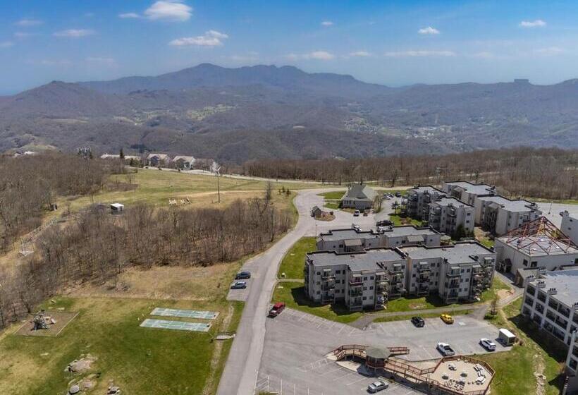 فندق 301 Pinnacle Inn Rd 1214 By Carolina Stays