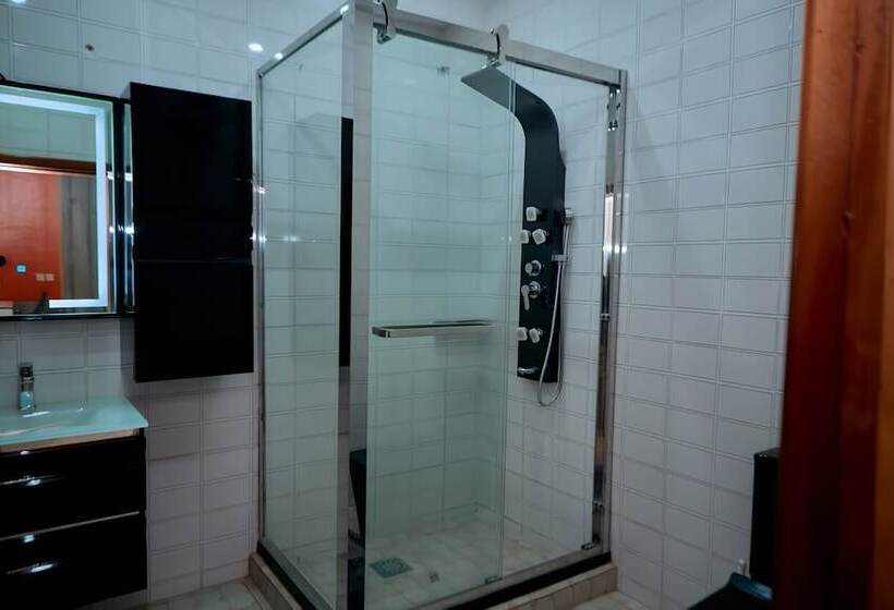 ペンション 247 Executive Lodge