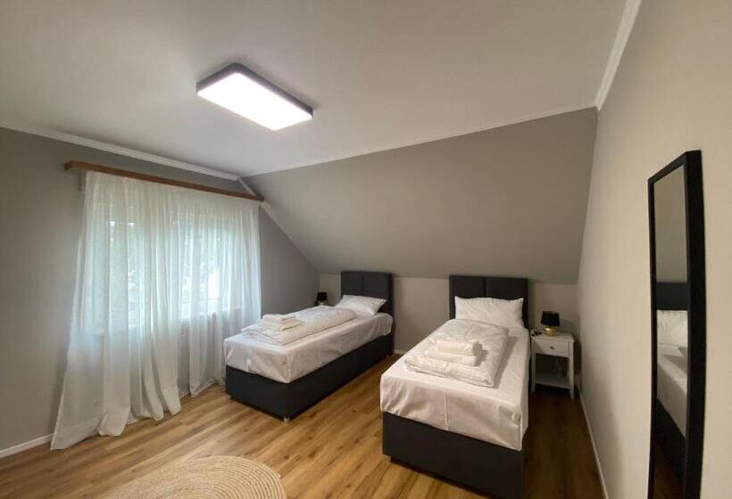 ペンション Repeat Racing Rooms