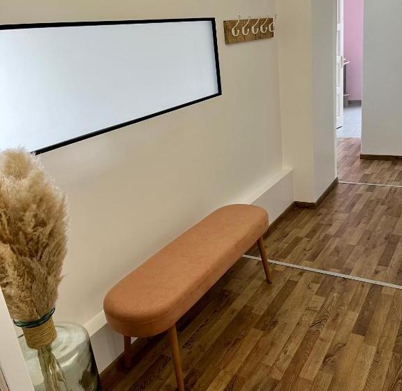 مبيت وإفطار A L Ombre Des Cyprès