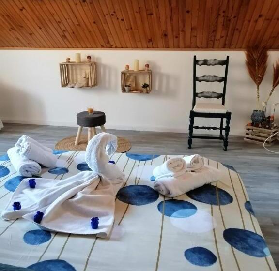 住宿加早餐  Chambre D Hôtes à Mouleydier