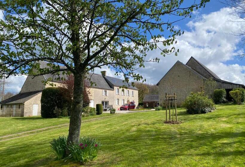 مبيت وإفطار Le Jardin Poulard