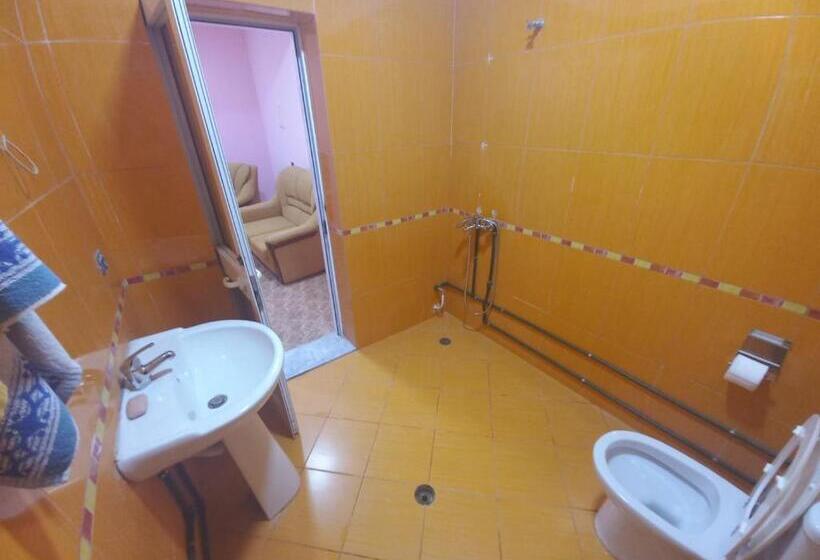 Miri Hostel