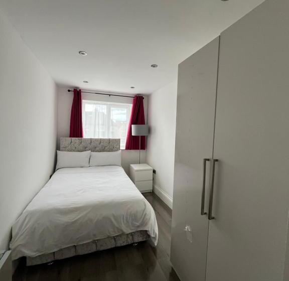 膳宿费 Double Guest Room 40 Minutes From Central London
