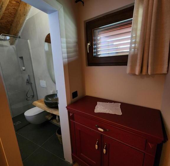 پانسیون Guesthouse Te Avllia