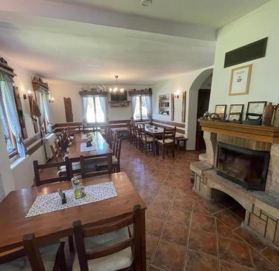 膳宿费 Penzion černý Mlýn