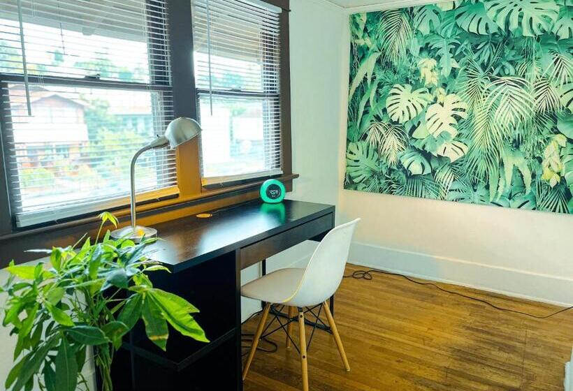 Echo Zen Hostel