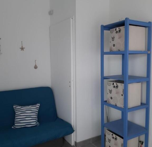 ベッドアンドブレックファースト La Casita Sérignanaise