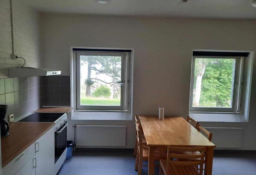 住宿加早餐  Mäshult Kurs & Lägergård