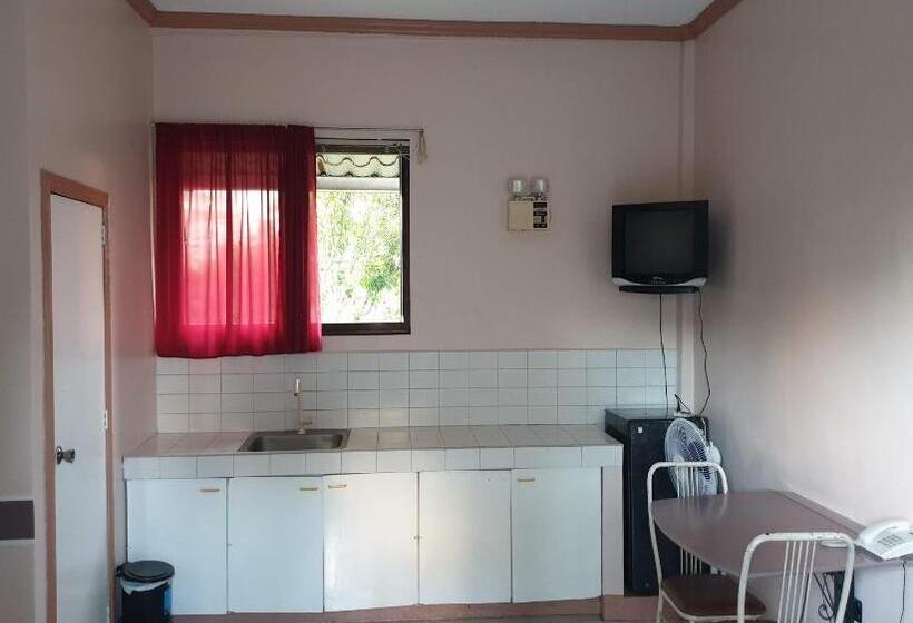 فندق Oyo 1079 Mayon View Garden Apartelle Sa Bukid