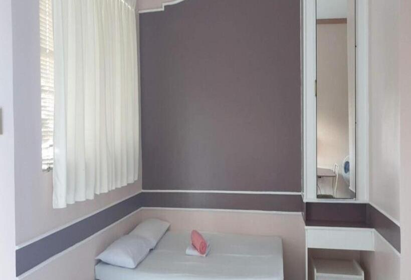 فندق Oyo 1079 Mayon View Garden Apartelle Sa Bukid