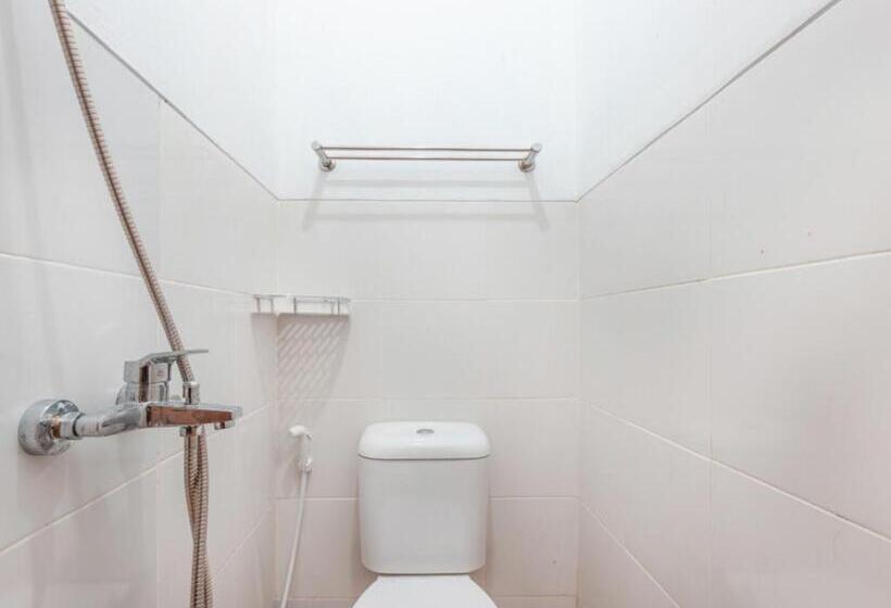 هتل Oyo Life 3047 Gita Kencana