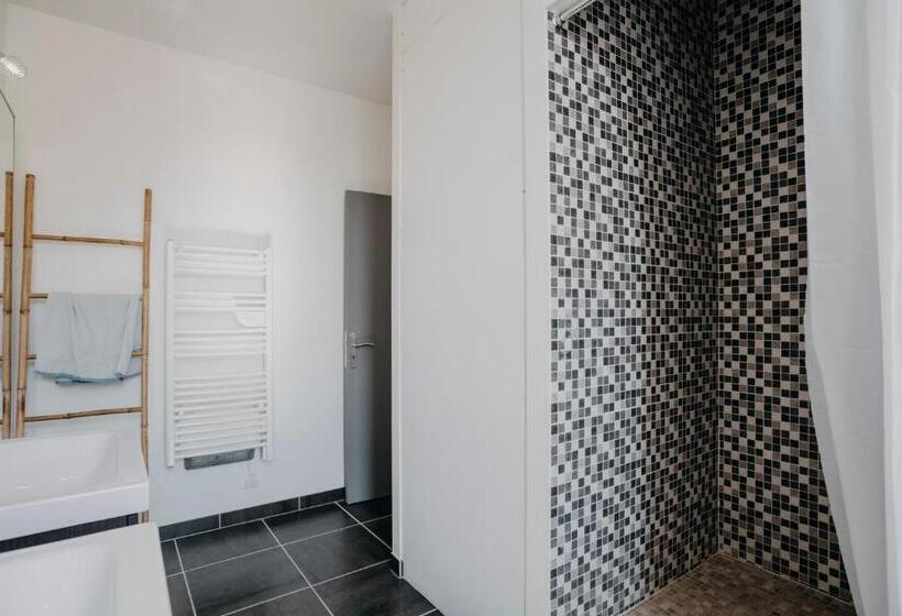 پانسیون Coeur De Ville #b3   Centre Ville   Chambre Cosy Privée   Logement Partagé
