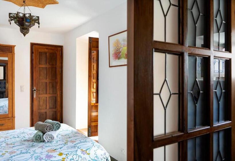 پانسیون Oripando Private Rooms