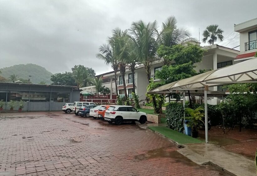 Royal Garden Resort