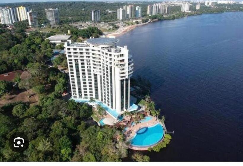 Отель Flat No Condomínio Do Edifício Tropical Executive E Residence Com Vista Para O Rio