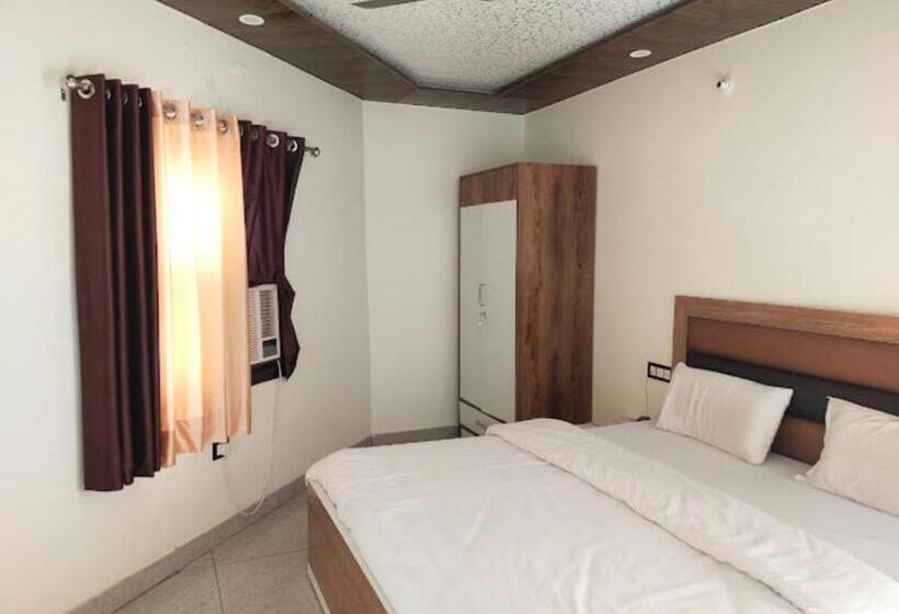 酒店 Goroomgo Tapovan Residency Haridwar   Excellent Service Recommended