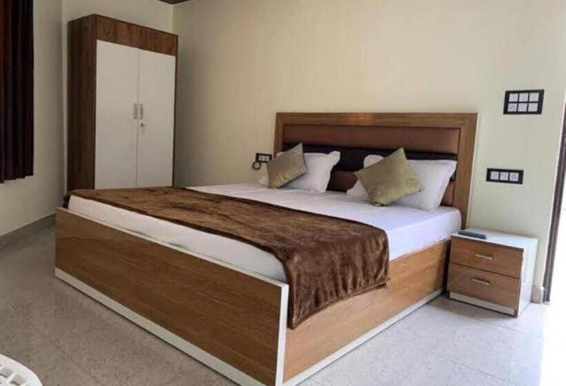 酒店 Goroomgo Tapovan Residency Haridwar   Excellent Service Recommended