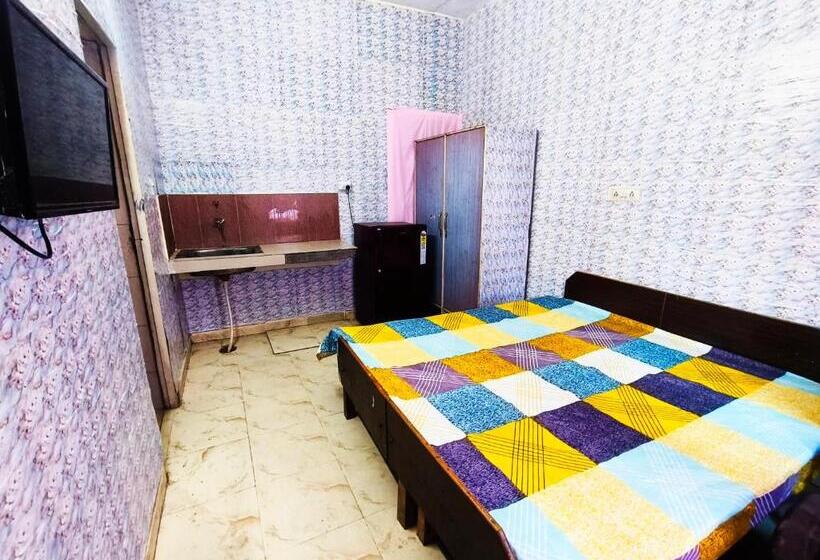 Отель Kamal Villa Lpu Green Velly Super Deluxe Rooms