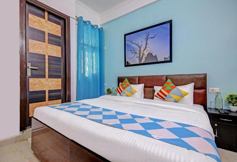 Hotel O Kd Plaza Saket Residency Near Saket Metro Station
