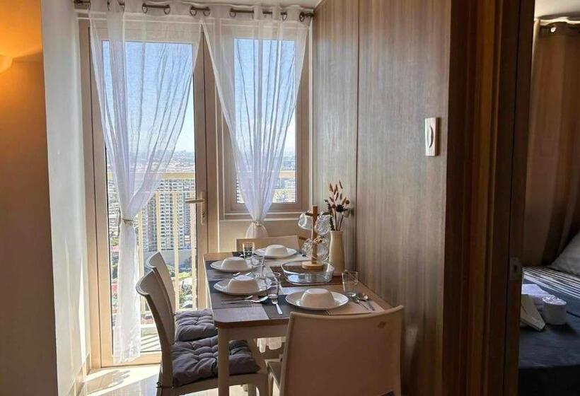 Отель Smdc Breeze Residences