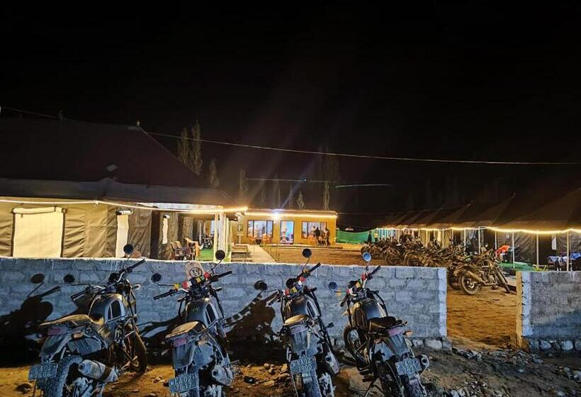 فندق The Grand Ghazi Clover Camp Hunder, Nubra Valley