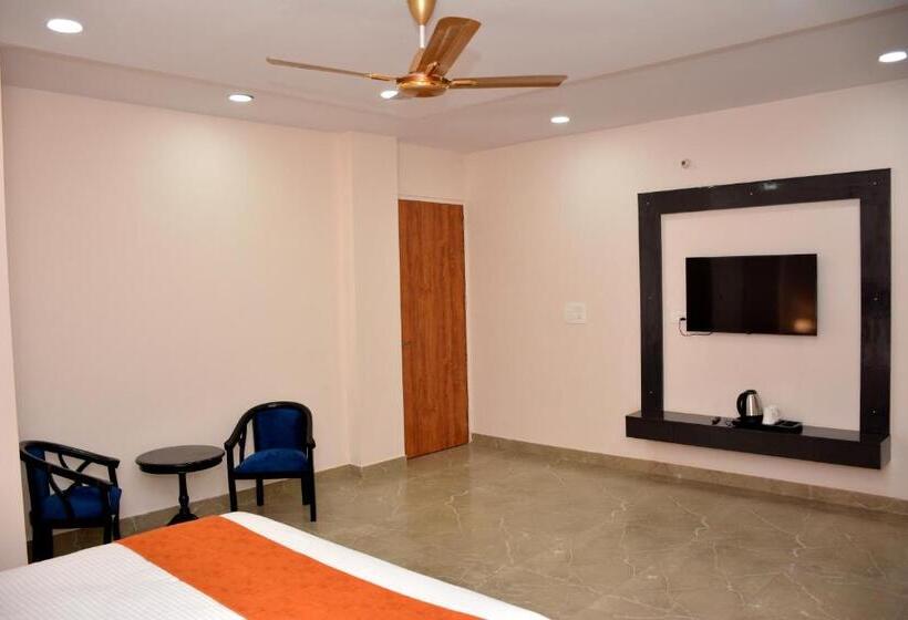 فندق Mehandipur Residency By Tathaastu