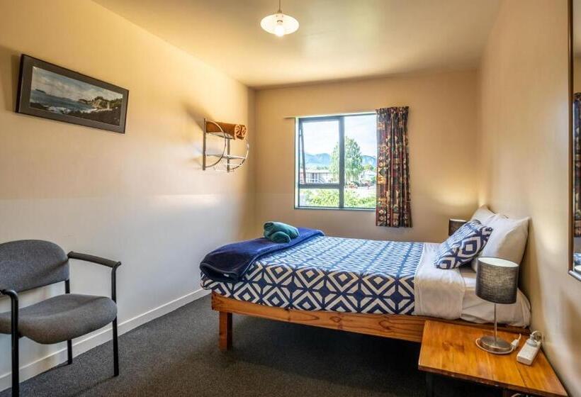 호스텔 Kakapo Lodge