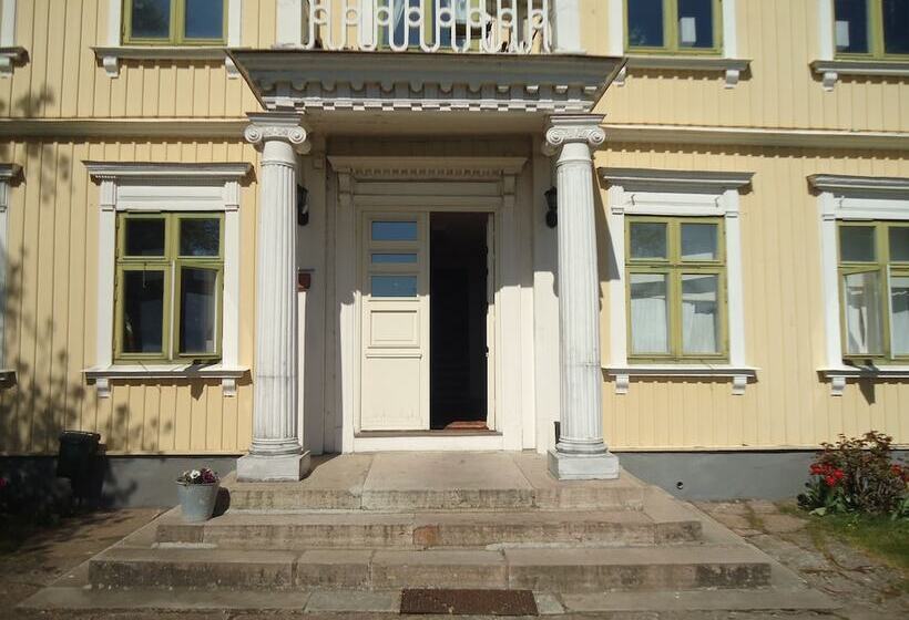 هاستل Kalmar Sjömanshem
