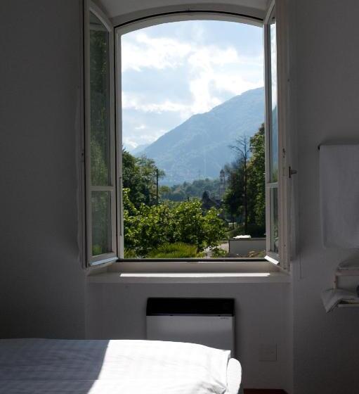 ベッドアンドブレックファースト Albergo Ristorante Centovalli