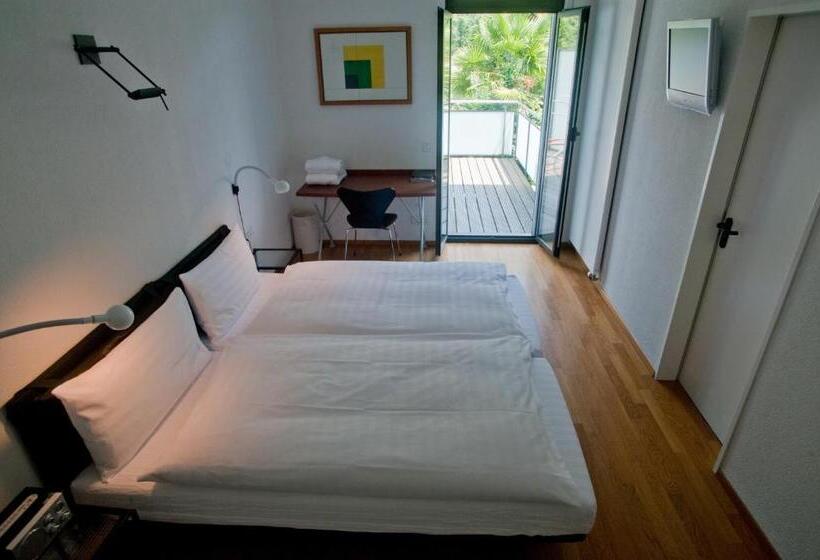 ベッドアンドブレックファースト Albergo Ristorante Centovalli