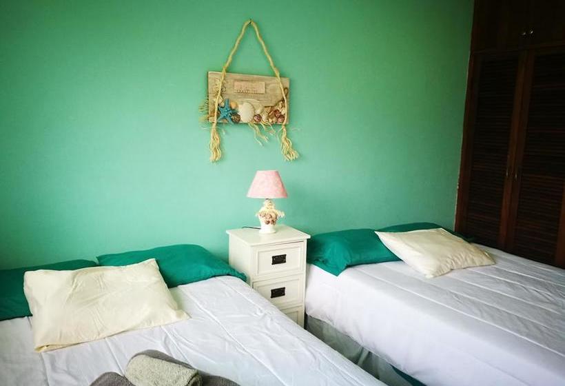 Bed and Breakfast La Perla De Farallon