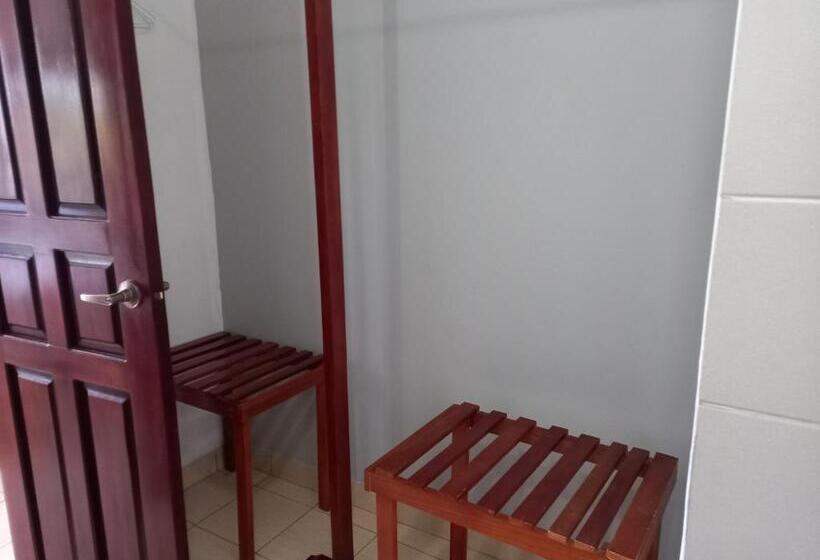 Hostel Kimmell / Hostal Familiar La Casita De Los Kimmell